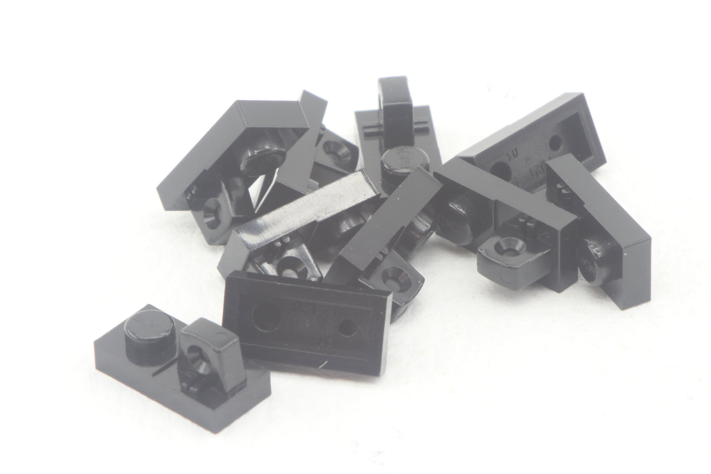 CADA 53922 Plate 1x2 W/ Stub Along Upper P 10er Set