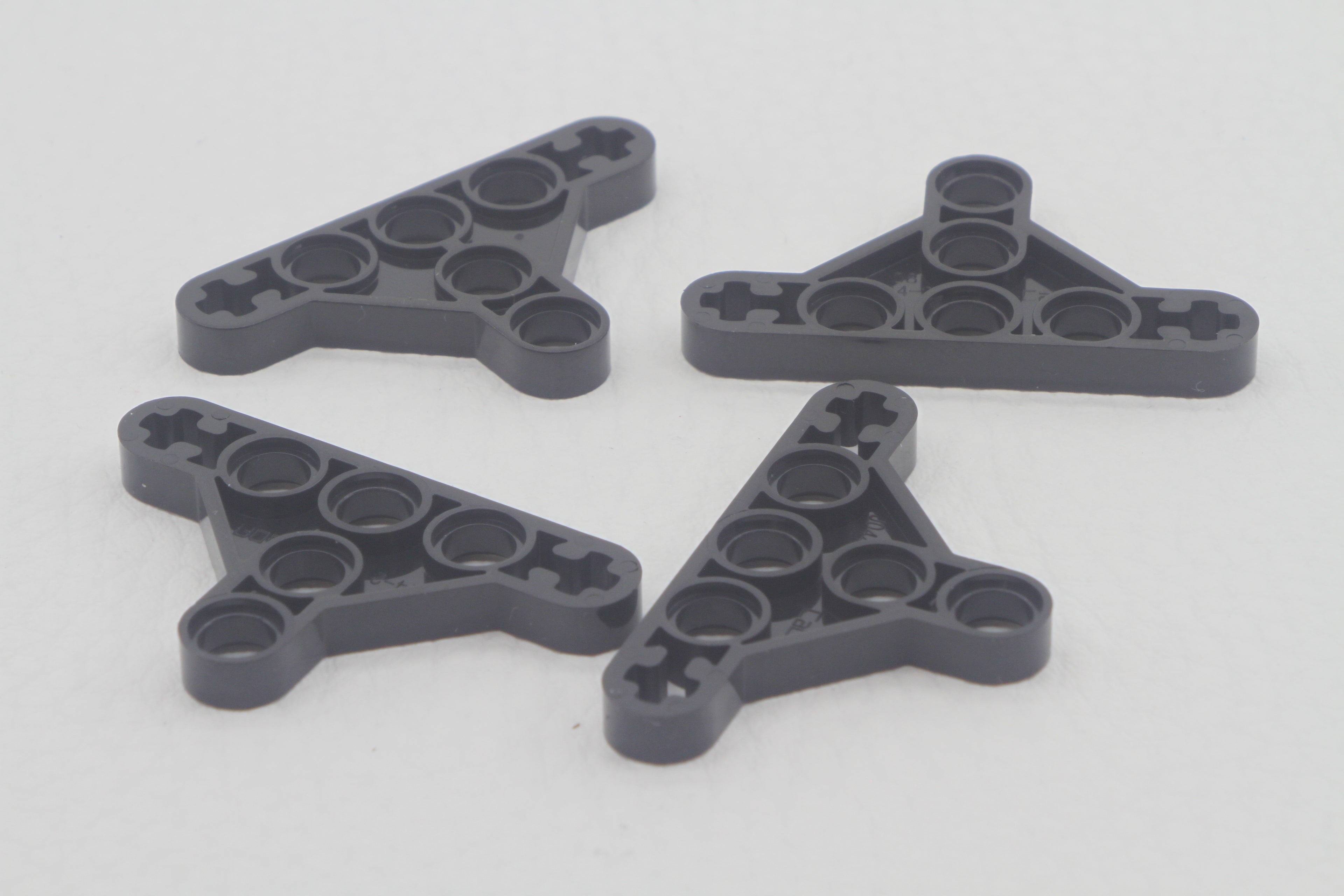 CADA Technic 65193 Beam Triangel 4er Set