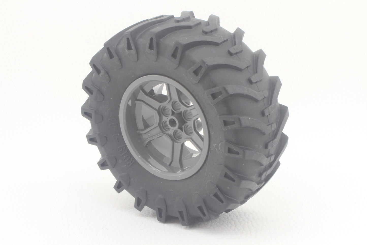 CADA Technic 70695 + 44772 (107 x 44 R) Tyre Tractor / Reifen + Felge