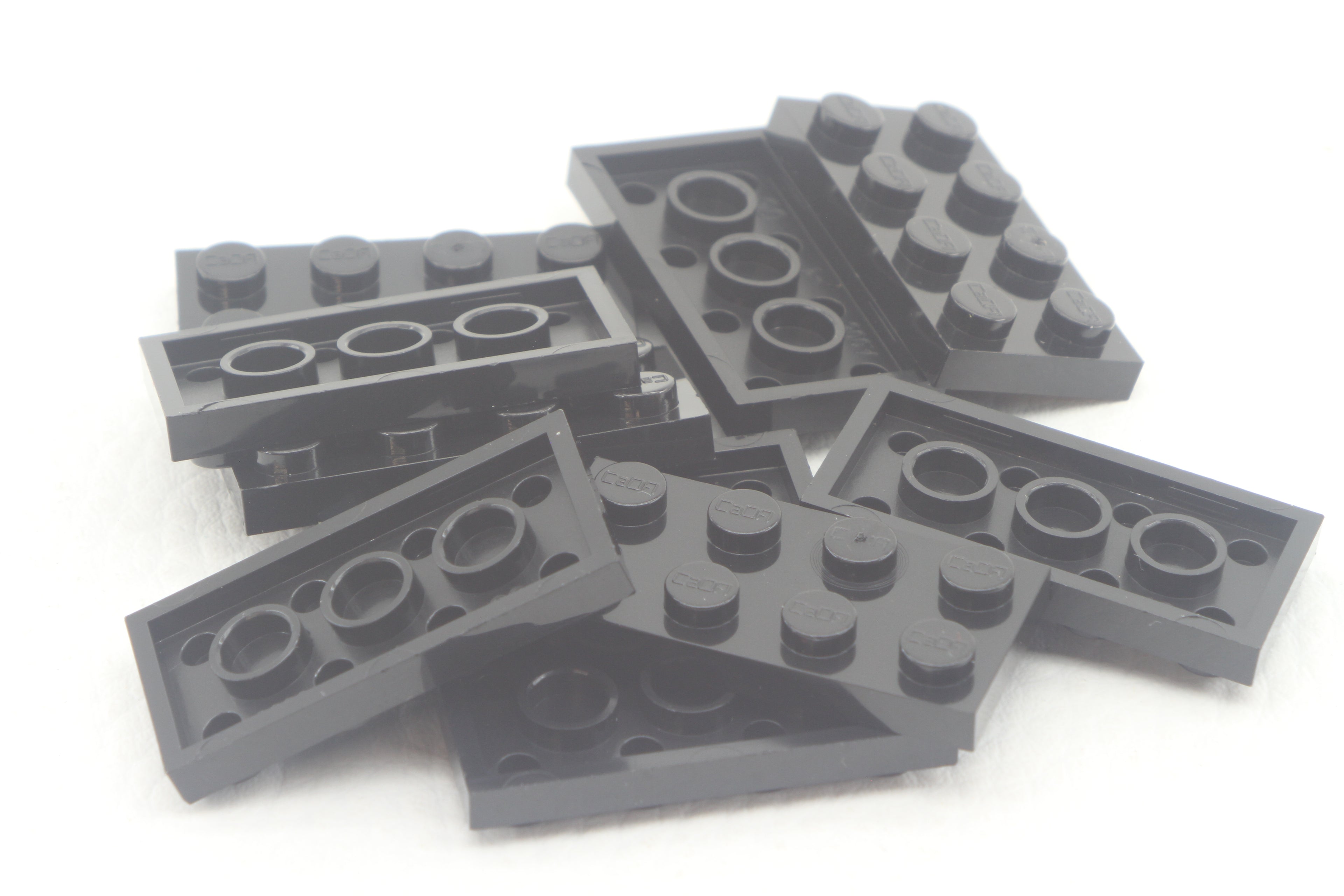 CADA 3020 Plate 2x4 10er Set