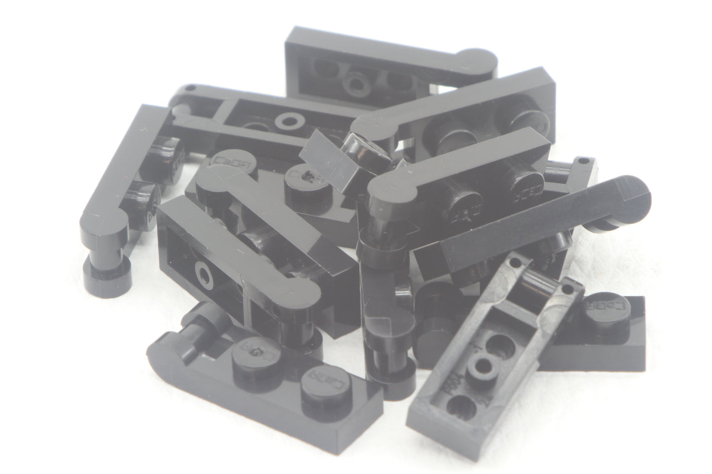 CADA 60478 Plate 1x2 W/ Shaft Ø 3.2 15er Set
