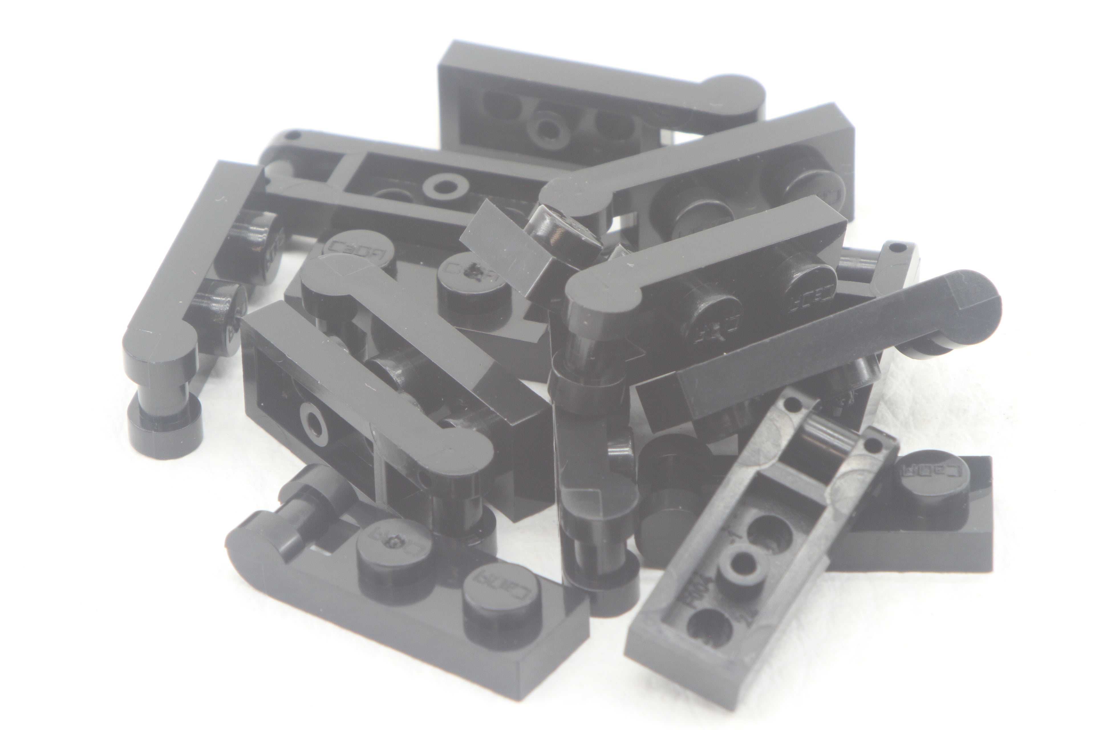 CADA 60478 Plate 1x2 W/ Shaft Ø 3.2 15er Set