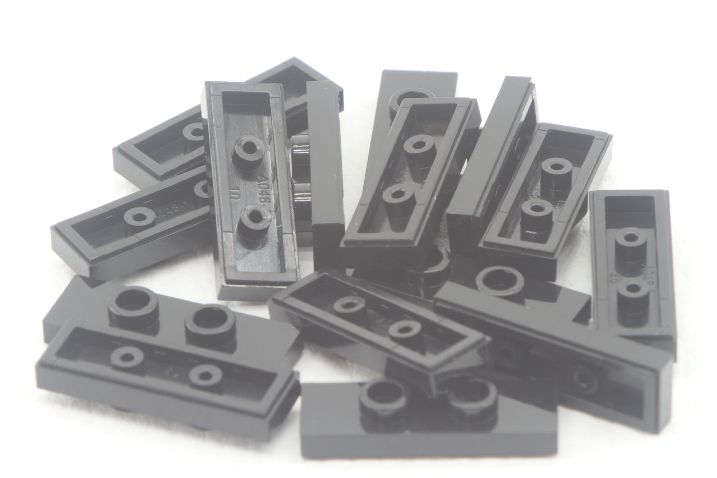 CADA 34103 Plate 1x3 W/ 2 Knobs 15er Set