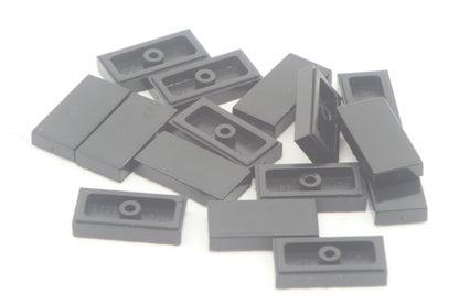 CADA 3069 Flat Tile 1x2 15er Set