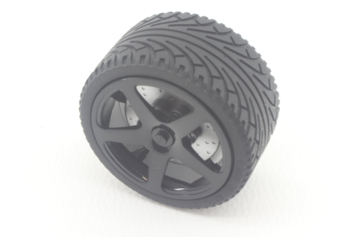 CADA Technic (68.8 x 36R) Tyre Low Wide / Reifen + Felge