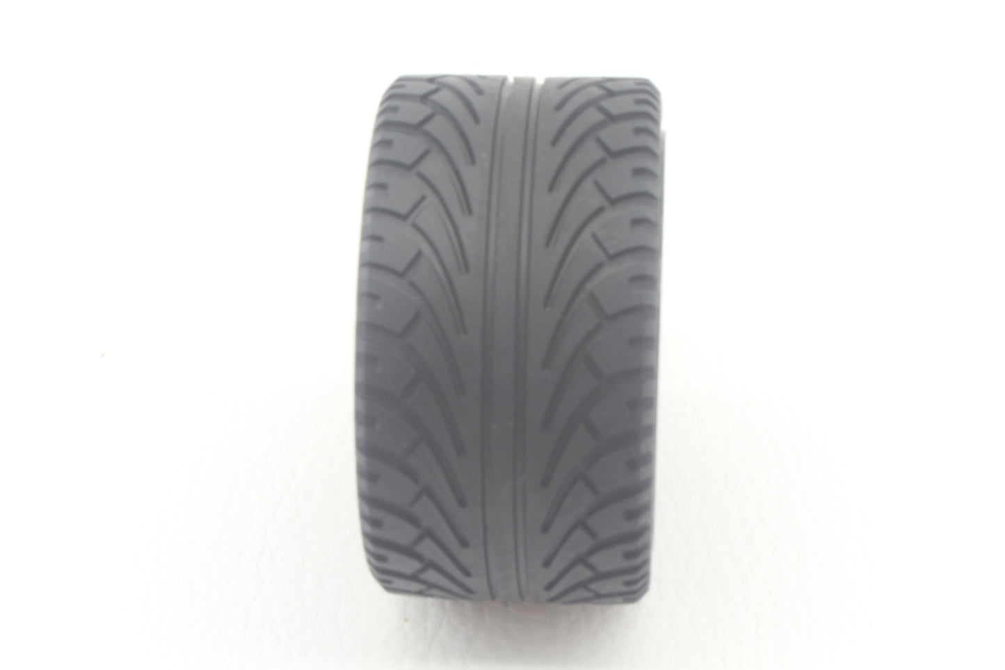 CADA Technic (68.8 x 36R) Tyre Low Wide / Reifen + Felge
