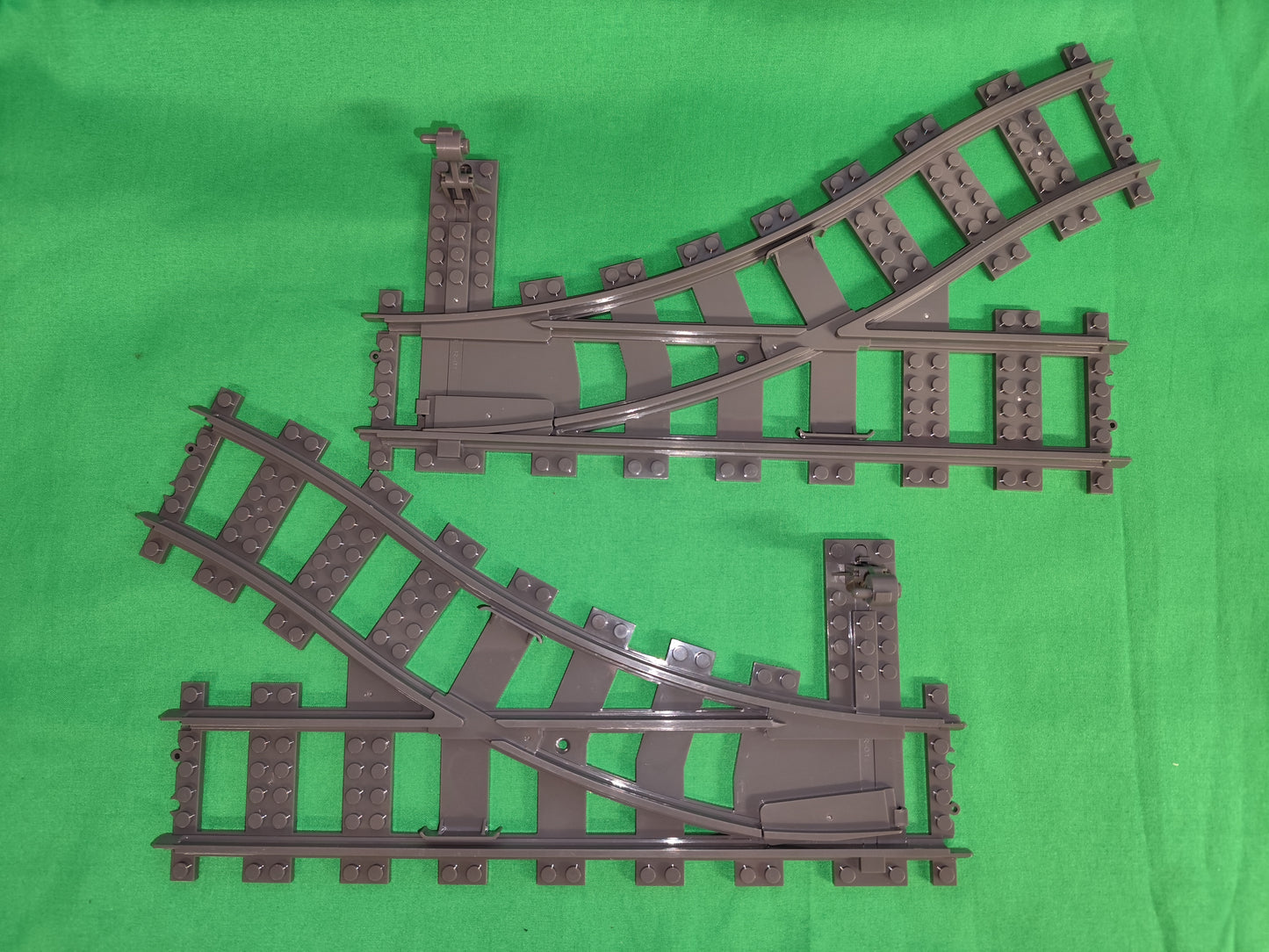 Schienen Eisenbahn Gleis Weiche 2er Set 1x Links & 1x Rechts Railway Rails Bausteine Klemmbaustein