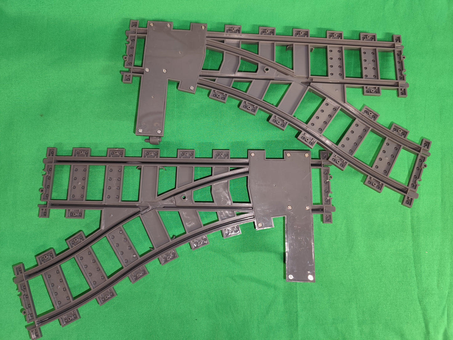 Schienen Eisenbahn Gleis Weiche 2er Set 1x Links & 1x Rechts Railway Rails Bausteine Klemmbaustein